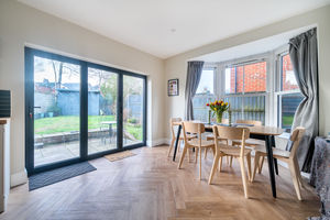 Photo 16- click for photo gallery